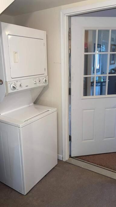 Entire Private 2 Bedrooms House, Nice Neighborhood Arnold Luaran gambar
